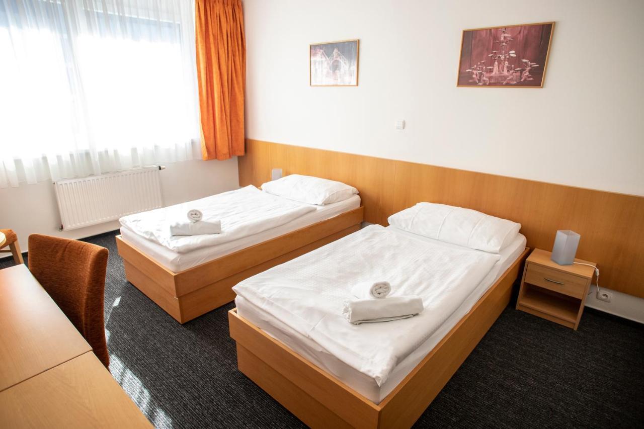 Hotel Puls Ostrava Exterior photo